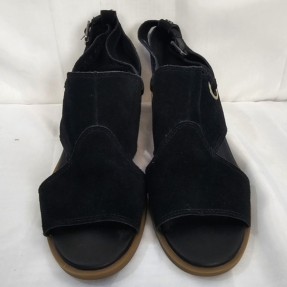 Koolaburra by UGG Kaiah Black Suede Block Heel Sandals Size 8 - Picture 3 of 11